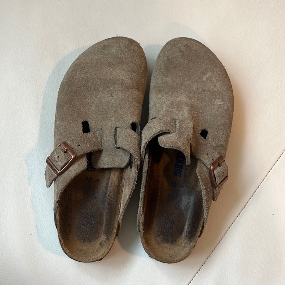 Birkenstock Boston clogs in taupe size 38 narrow